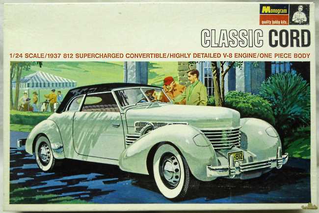 Monogram 1/24 1937 Cord 812 SC Convertible, PC130-300 plastic model kit